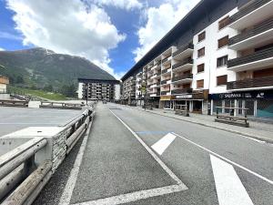 Appartements Appartement La Salle-les-Alpes, 1 piece, 4 personnes - FR-1-330F-215 : photos des chambres