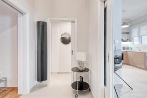 Modern 2-bedroom apt, 200m from the Acropolis