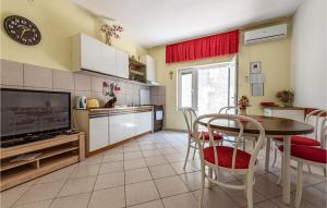 Awesome Apartment In Pag With Wifi And 2 Bedrooms