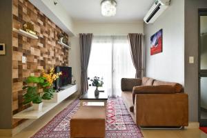Landmark View 2 bedrooms condo in T1 Masteri Thao Dien, Fully Furnished With Full Amenities
