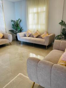 Husin Al Khaleej Hotel Apartment