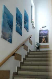 ResHome Apartments&Rooms