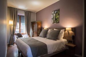 Hotels Hotel De La Couronne : photos des chambres