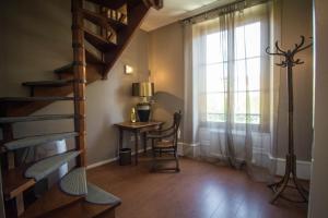 Hotels Hotel De La Couronne : photos des chambres