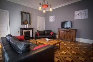 Hotels Hotel De La Couronne : photos des chambres