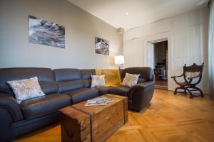 Hotels Hotel De La Couronne : Suite Double ou Lits Jumeaux Prestige