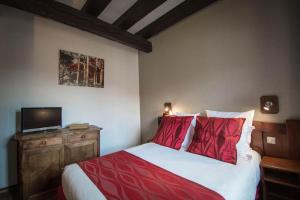 Hotels Hotel De La Couronne : Chambre Double Confort