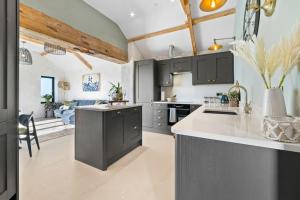 Ysgubor Twt, Monknash