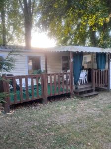 Campings Mobil-home  « le voyageur » camping **** : photos des chambres