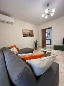 B&S Saranda Apartment