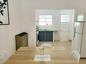 Alquiler por dia Departamento 4 personas Gral Roca Casita Artigas