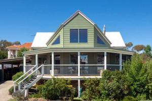 Eagle Peak Chalet