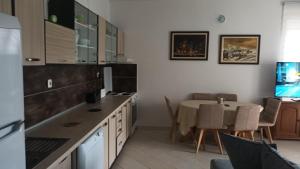 Lustica-Apartment Dora3