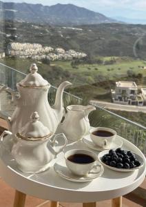 Golf, sea and mountain views