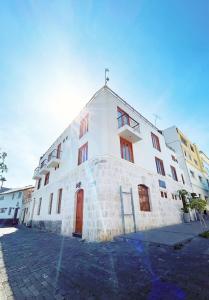 Hotel Fundador by Robles