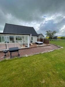 Modern house, views over the fields 5 min to beach