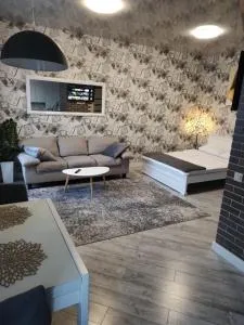 Просторі LUX апартаменти на центральному проспекті, великий Smart TV,преміум-підписки YouTube та онлайн-кінотеатрів , кавомашина, відкритий балкон ЗВІТНІ ДОКУМЕНТИ - Ssofijewka