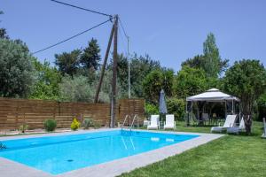 Heliopetra Villa