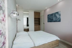 Sky Mountain View Free Parking