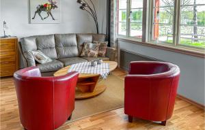 3 Bedroom Lovely Home In Vittaryd