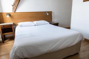 Hotels Le Relais Des Templiers : photos des chambres