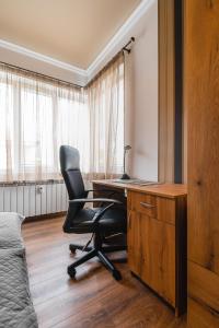 Eagles Bridge - 1BD Flat with Desk by Flat Mаnager