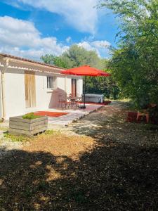 Maisons de vacances Villa Terracota en campagne avec jardin et jacuzzi : photos des chambres