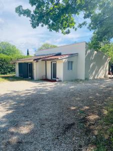 Maisons de vacances Villa Terracota en campagne avec jardin et jacuzzi : photos des chambres