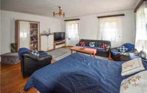 Nice Home In Brod Na Kupi