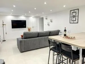 LoveRoom - Au Loge Love - 索列图卡