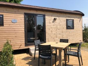 Family Woodlodge High Chaparral