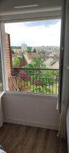 Calme et verdure à Poissy 50 m2 parking terrasse