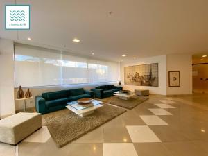 Flat Luxuoso-Piscina, Praia e Serviço de Camareira