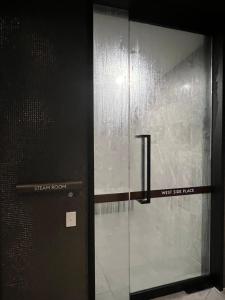 WSP 3B2B apartment in CBD with free parking