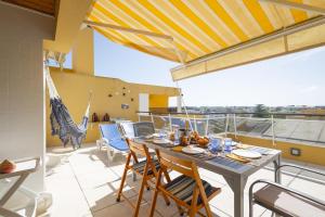 OceanFront & Big Terrace Private Condo