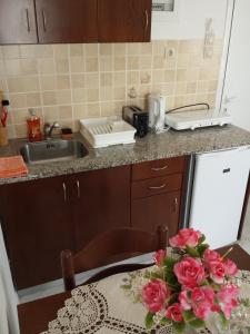 Studio (2 Adults)