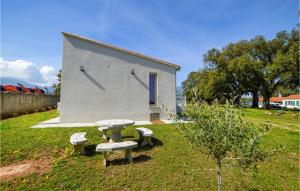 Maisons de vacances Beautiful home in San Giuliano with : photos des chambres