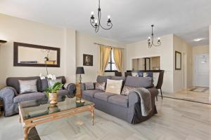 Beachside Puerto Banus Stunning Apartment 312