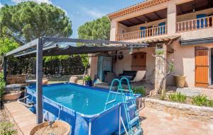 Maisons de vacances Gorgeous Home In Vidauban With 3 Bedrooms : photos des chambres