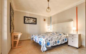 Maisons de vacances Gorgeous Home In Vidauban With 3 Bedrooms : photos des chambres