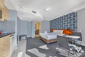 KozyGuru | Sydney CBD | Best Location Studio