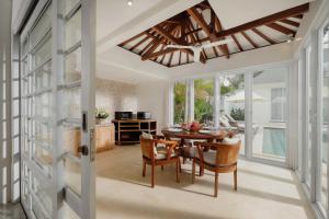 Villa Swarna by Nakula