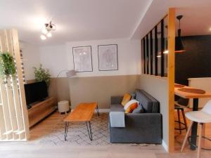 Appartements L'Elegant avec garage, proche Axone, Stellantis : photos des chambres