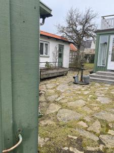 Retro cottage with garden in Torekovs best location