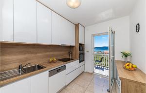 Nice Apartment In Kastel Sucurac