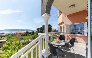 Gorgeous Apartment In Kastel Sucurac With House Sea View