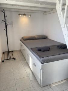 Sea Esta Serifos Stylish Family Home, Sea View