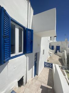 Sea Esta Serifos Stylish Family Home, Sea View