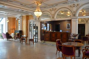 Hotel The Originals Bourg-en-Bresse Gare Terminus (ex Qualys-Hotel)