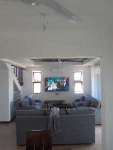 Lux Suites 3 Bedroom Sultan Palace Town House